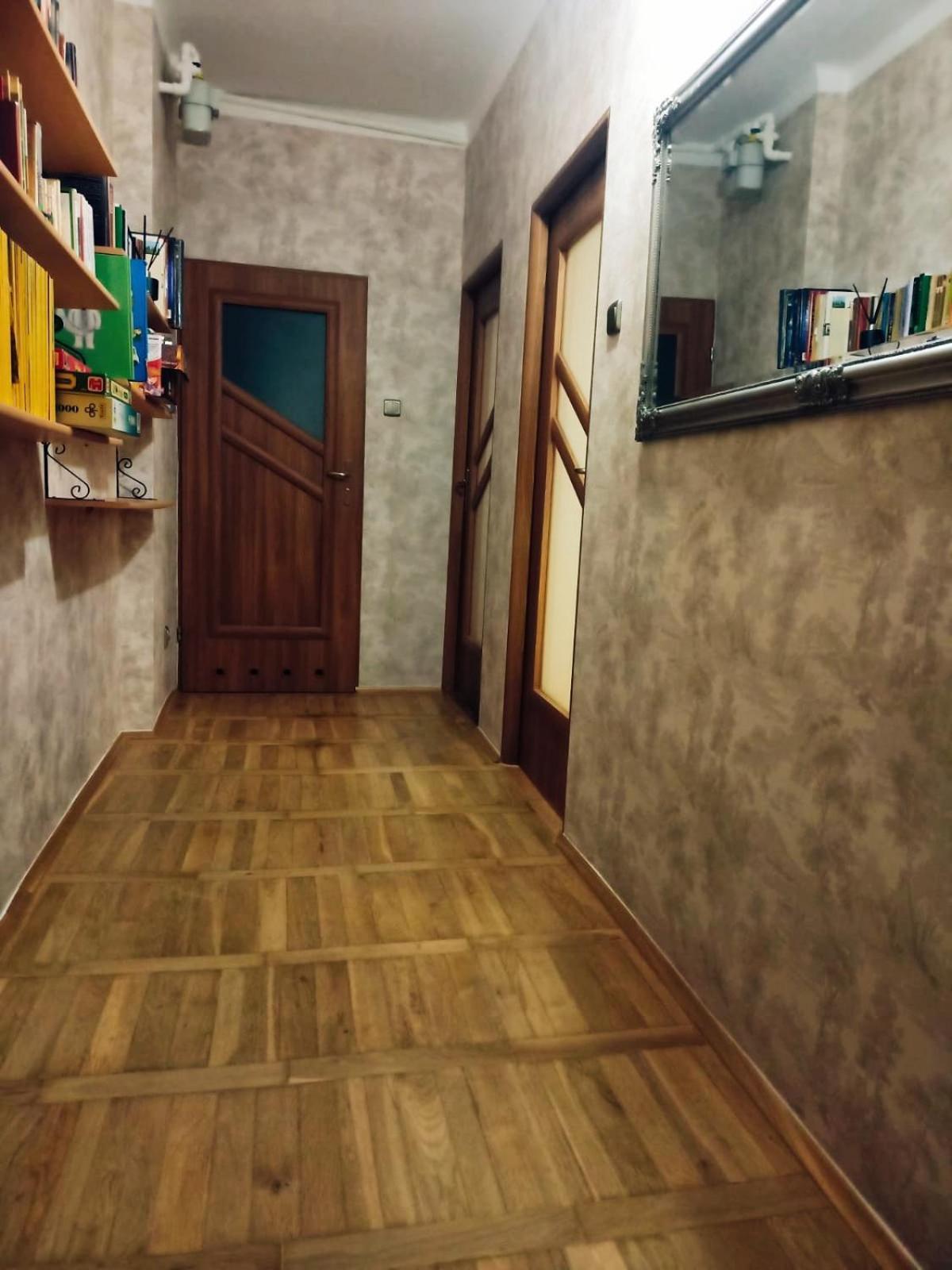 Dex — Photos 2